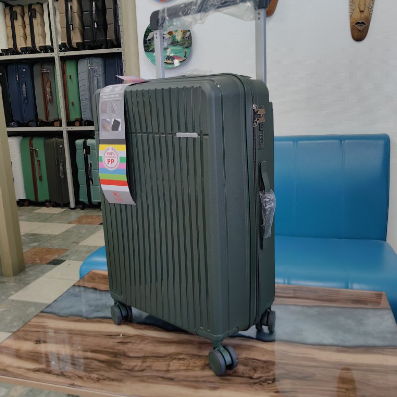 Чемодан Средний Темно-зеленый - 1