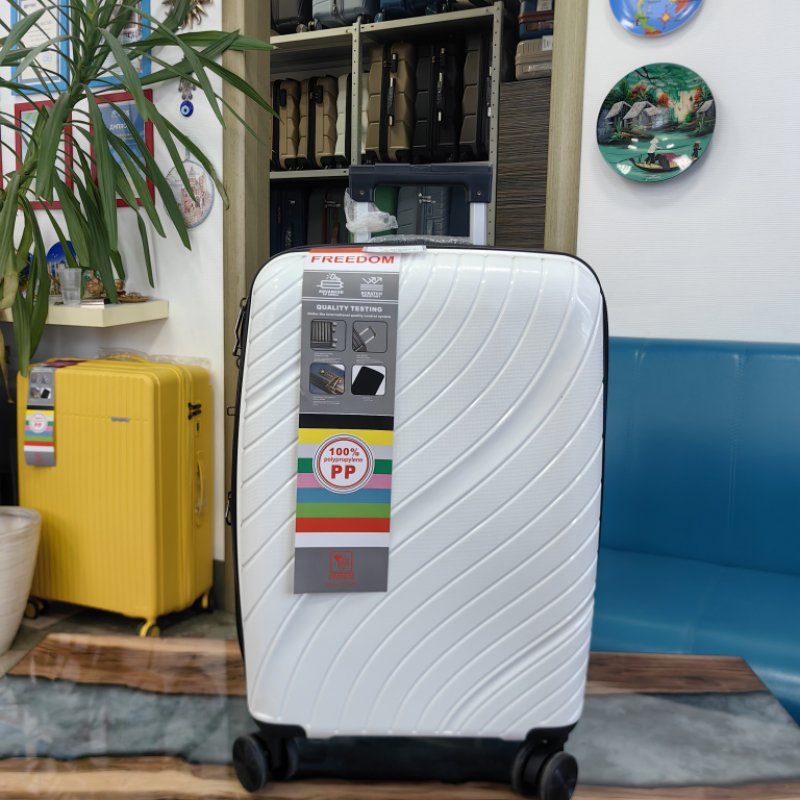 Чемодан Маленький Белый с расширением - 1